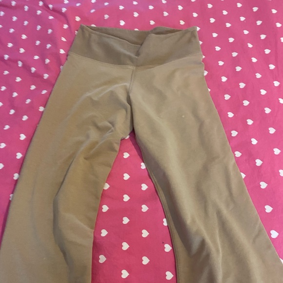 Lululemon sweat capris size 4 - Picture 1 of 2